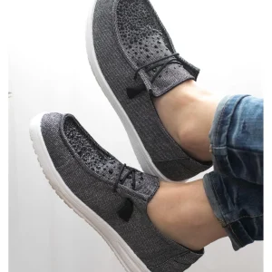 Maco Water Drop Sneaker in Black